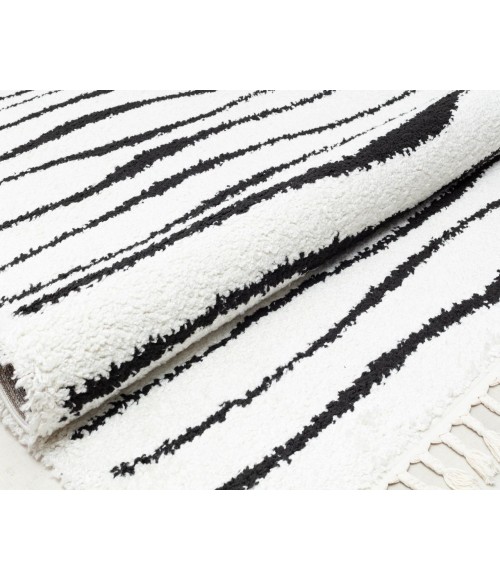 Bennett Bevar RA32549 White Bennett Bevar RA32549 White Area Rug 5 ft. x 7 ft. Rectangle