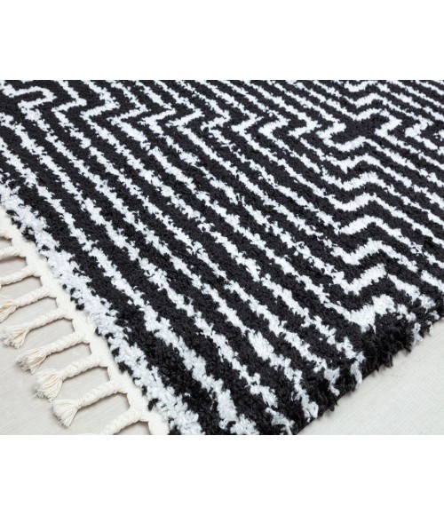 Bennett Bevar RA32559 Black Area Rug 2 ft. 6 in. x 4 ft. Rectangle