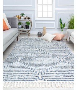 CosmoLiving By Cosmopolitan Bevar RA32563 White Area Rug 2 ft. 6 in. x 4 ft. Rectangle