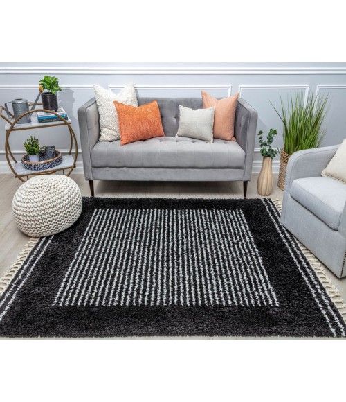 Bennett Bevar RA32601 Black Bennett Bevar RA32601 Black Area Rug 5 ft. x 7 ft. Rectangle