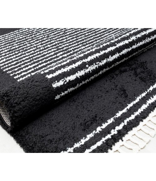 Bennett Bevar RA32601 Black Bennett Bevar RA32601 Black Area Rug 5 ft. x 7 ft. Rectangle