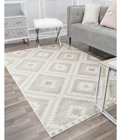 CosmoLiving By Cosmopolitan Soleil RA28400 gray Area Rug 5 ft. x 7 ft. Rectangle