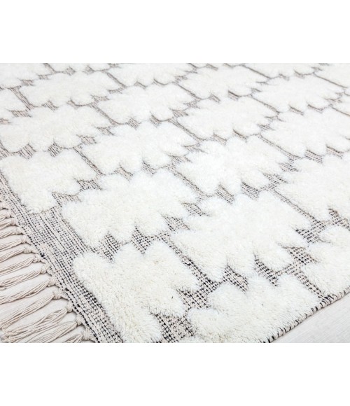 Rugs America Cream RA32363 White Area Rug 2 ft. x 3 ft. Rectangle