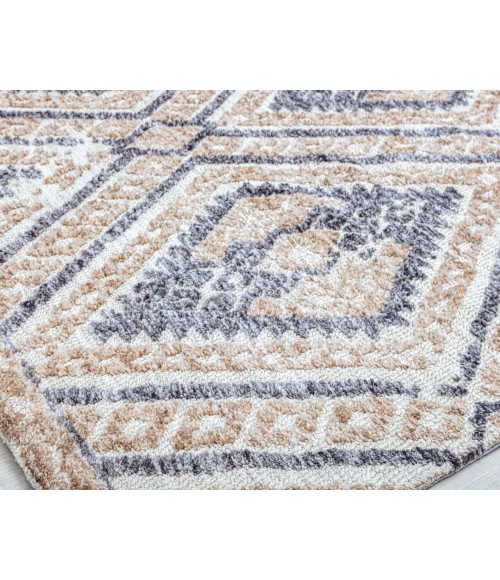 Rugs America Gianni RA32641 White Rugs America Gianni RA32641 White Area Rug 5 ft. x 7 ft. Rectangle