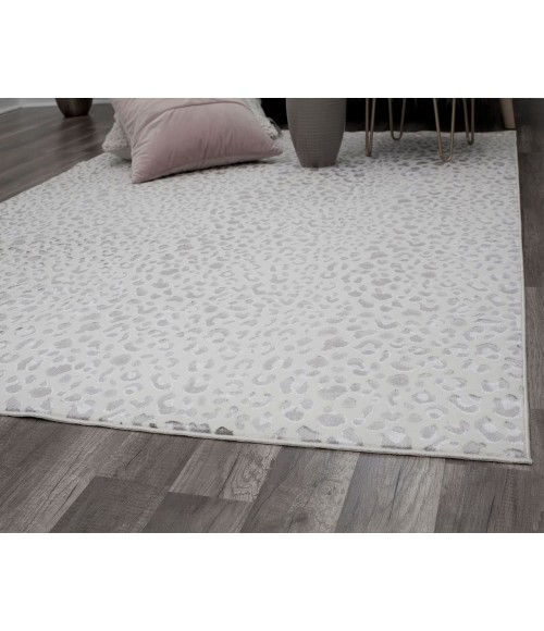 CosmoLiving By Cosmopolitan Natura RA29091 White Area Rug 2 ft. 3 in. x 8 ft. Runner