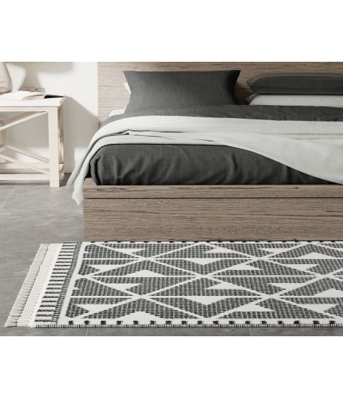 Mason Brooks Catalan RA33403 Black Area Rug 8 ft. x 10 ft. Rectangle