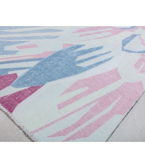 Elizabeth Sutton Maze RA32503 Pink Elizabeth Sutton Maze RA32503 Pink Area Rug 5 ft. 3 in. x 7 ft. Rectangle