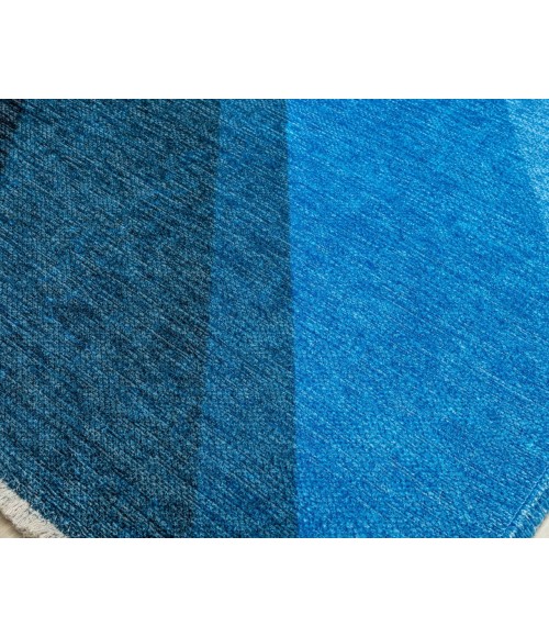 Elizabeth Sutton Maze RA32513 Blue Area Rug 2 ft. 7 in. x 4 ft. 0in. Rectangle