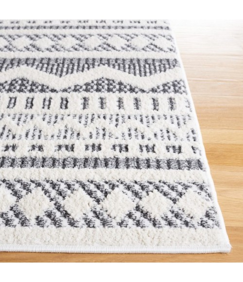 Safavieh Alamo ALM716 Charcoal / Ivory 5'-3" X 7'-6" Rectangle Area Rug