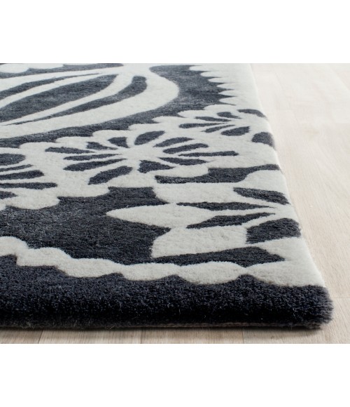 Safavieh Allure ALR122 Grey / Ivory 5' X 8' Rectangle Area Rug