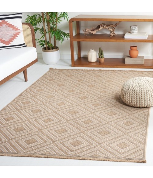 Safavieh Aspect APE408 Natural / Ivory 5'-3" X 7'-6" Rectangle Area Rug