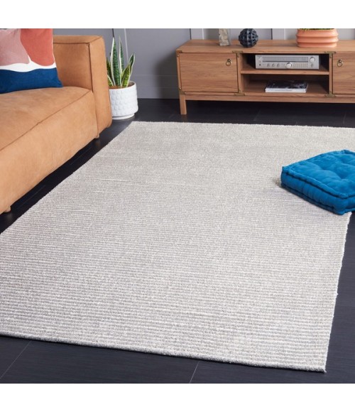 Safavieh Audrey AUD101 Ivory / Grey 4' X 6' Rectangle Area Rug