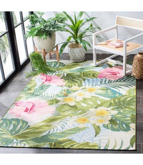 Safavieh Barbados BAR516 Green / Pink 5'-3" X 7'-6" Rectangle Area Rug