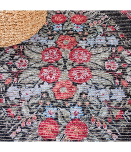 Safavieh Besarabian BES222 Black / Sage 5'-3" X 7'-6" Rectangle Area Rug