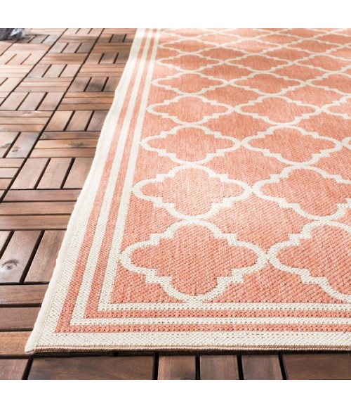 Safavieh Beach House BHS121 Rust / Creme 6'-7" X 6'-7" Square Area Rug