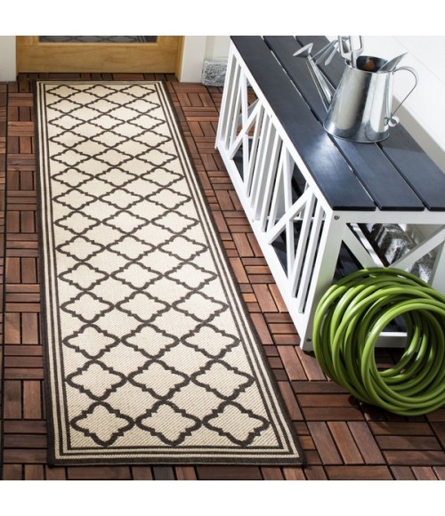 Safavieh Beach House BHS121 Creme / Brown 2'-2" X 6' Runner Area Rug