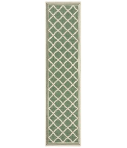 Safavieh Beach House BHS121 Green / Creme 2'-2" X 6' Runner Area Rug