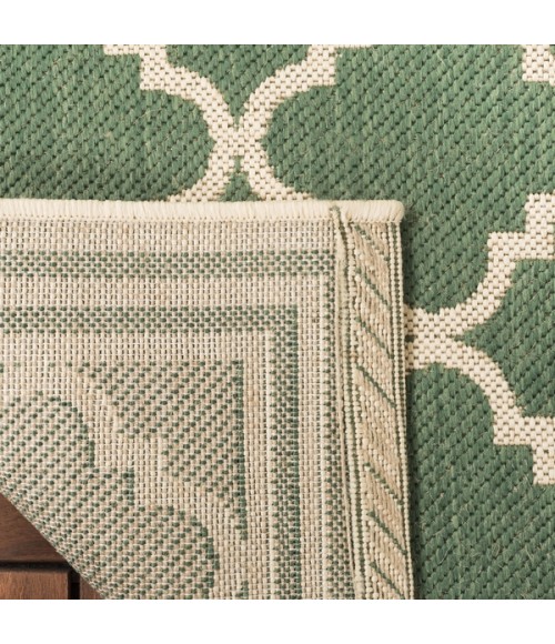 Safavieh Beach House BHS121 Green / Creme 4' X 4' Square Area Rug