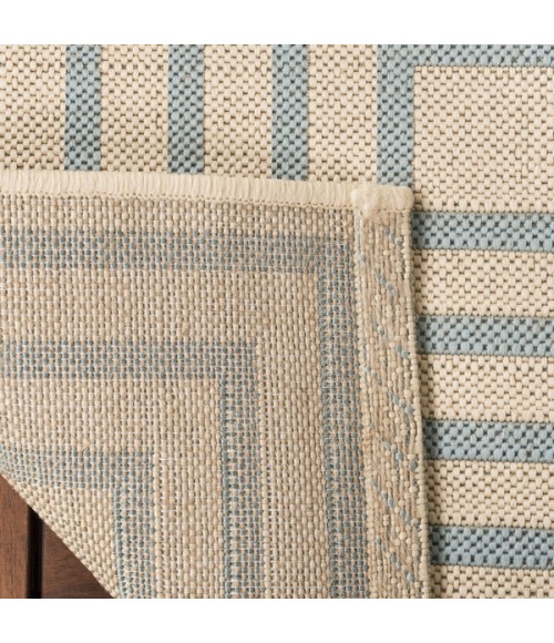 Safavieh Beach House BHS123 Cream / Aqua 6'-7" X 6'-7" Round Area Rug