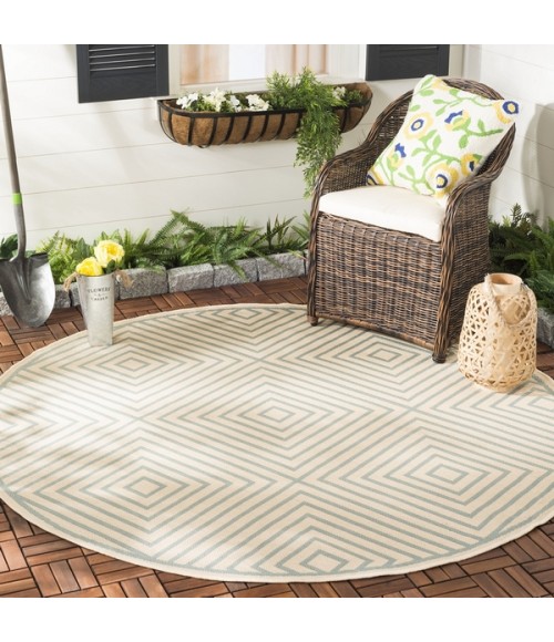 Safavieh Beach House BHS123 Cream / Aqua 6'-7" X 6'-7" Round Area Rug