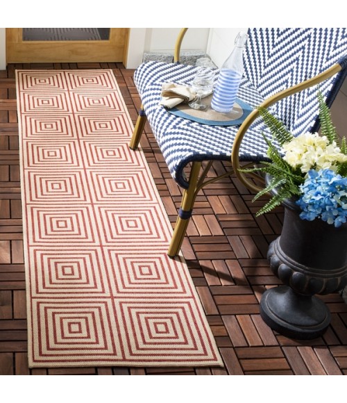 Safavieh Beach House BHS123 Red / Creme 2'-2" X 8' Runner Area Rug