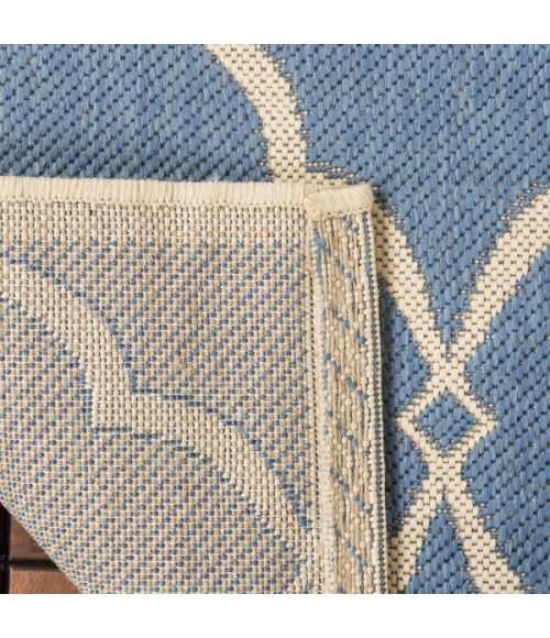 Safavieh Beach House BHS125 Blue / Creme 6'-7" X 9'-2" Rectangle Area Rug