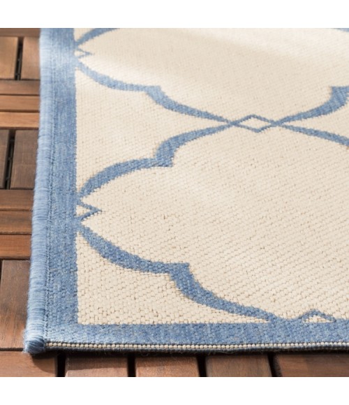 Safavieh Beach House BHS125 Cream / Blue 4' X 6' Rectangle Area Rug