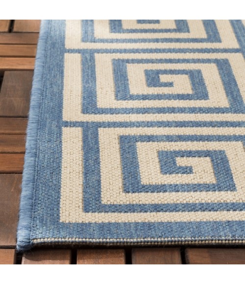 Safavieh Beach House BHS129 Cream / Blue 5'-3" X 7'-6" Rectangle Area Rug