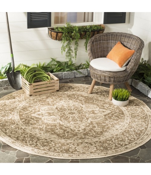 Safavieh Beach House BHS137 Beige / Cream 6'-7" X 6'-7" Round Area Rug