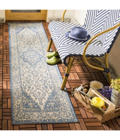 Safavieh Beach House BHS137 Cream / Blue 2'-2" X 10' Runner Area Rug
