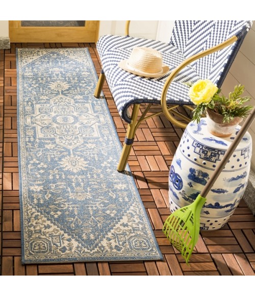 Safavieh Beach House BHS138 Cream / Blue 2'-2" X 12' Runner Area Rug