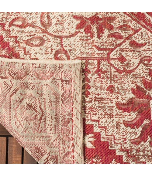 Safavieh Beach House BHS138 Red / Creme 4' X 6' Rectangle Area Rug