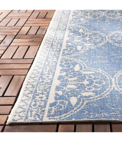 Safavieh Beach House BHS174 Cream / Blue 4' X 6' Rectangle Area Rug