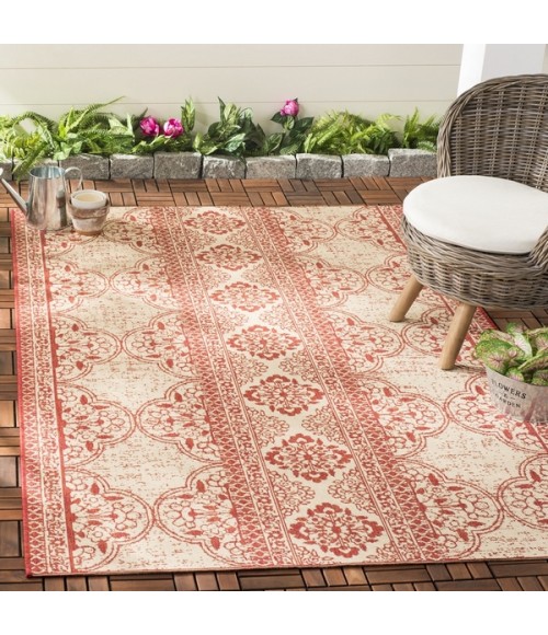 Safavieh Beach House BHS174 Red / Creme 3' X 5' Rectangle Area Rug