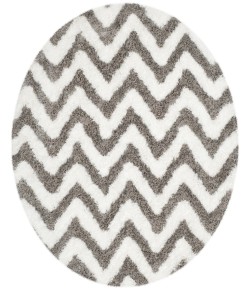 Safavieh Barcelona Shag BSG320 Ivory / Silver 5' X 5' Round Area Rug