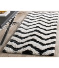 Safavieh Barcelona Shag BSG320 Graphite / Ivory 2'-3" X 7' Runner Area Rug