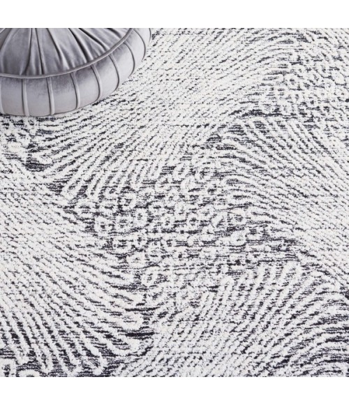 Safavieh Ebony Black / Ivory EBN105 5 ft. X 8 ft. Rectangle Rug