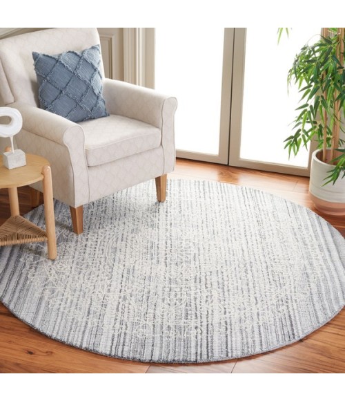 Safavieh Ebony Grey / Ivory EBN106 6 ft. X 6 ft. Round Rug