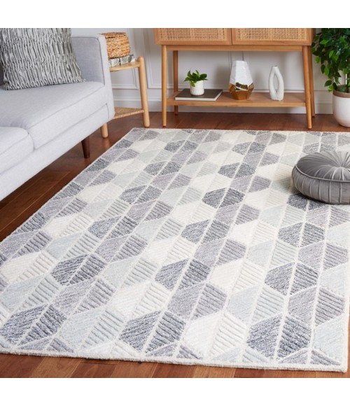 Safavieh Ebony Grey / Ivory Rug EBN108 8 ft. X 10 ft. Rectangle - Rugs Town Safavieh Ebony Grey / Ivory EBN108 8 ft. X 10 ft. Rectangle Rug