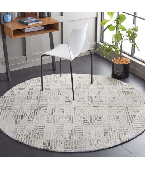 Safavieh Ebony Grey / Ivory EBN110 6 ft. X 6 ft. Round Rug