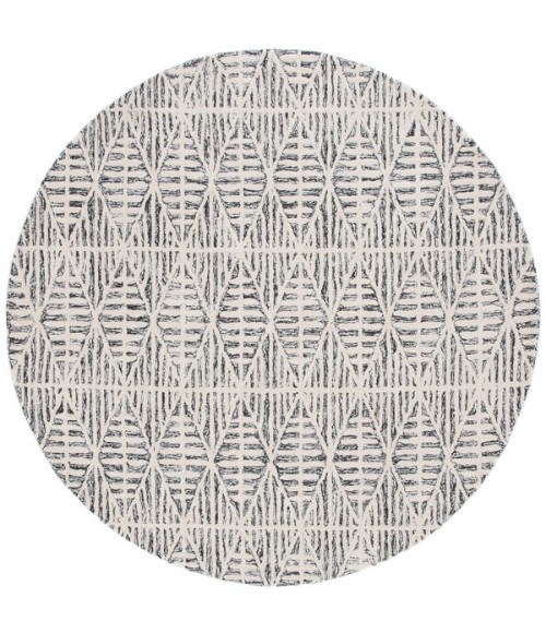 Safavieh Ebony Black / Ivory EBN110 6 ft. X 6 ft. Round Rug