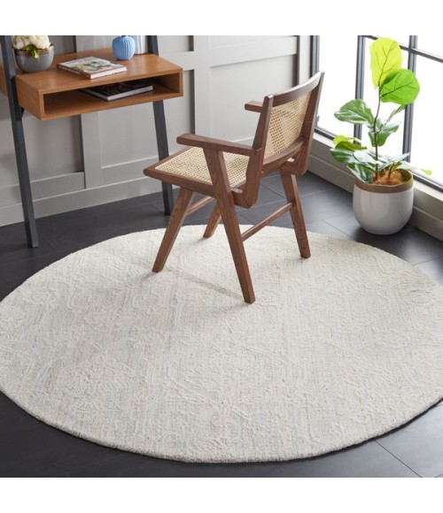 Safavieh Ebony Teal / Ivory EBN111 6 ft. X 6 ft. Round Rug