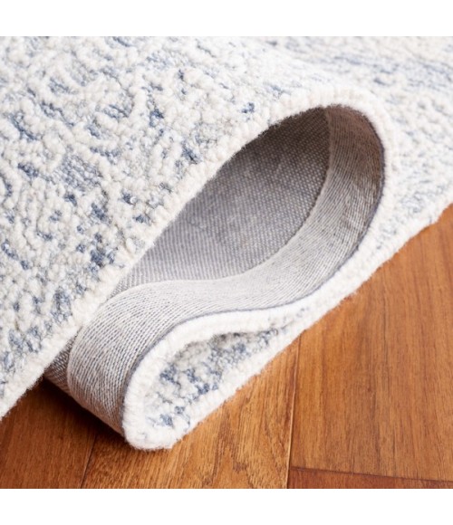 Safavieh Ebony Grey / Ivory EBN206 6 ft. X 6 ft. Square Rug