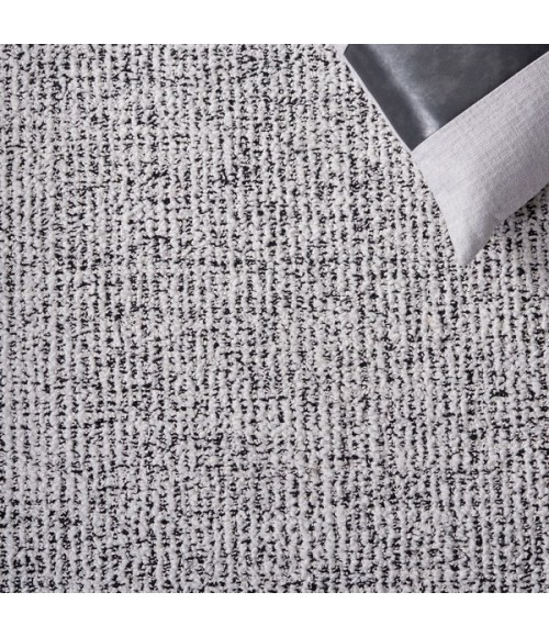 Safavieh Ebony Ivory / Black Rug EBN210 2 ft. 3 in. X 9 ft. Runner - Rugs Town Safavieh Ebony Ivory / Black EBN210 2 ft. 3 in. X 9 ft. Runner Rug