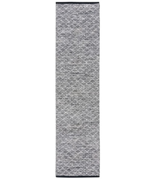 Safavieh Ebony Ivory / Black EBN313 2 ft. 3 in. X 9 ft. Runner Rug