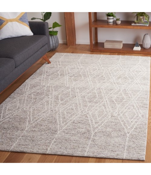 Safavieh Ebony Grey / Ivory EBN357 6 ft. X 9 ft. Rectangle Rug