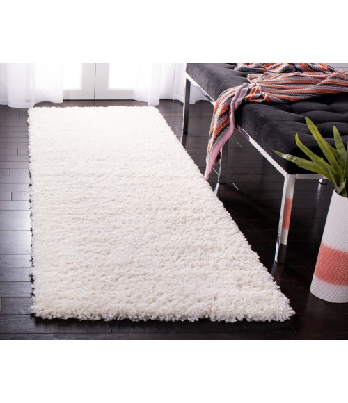 Safavieh Fontana Shag  Ivory FNT800 2 ft. 3 in. X 8 ft. Runner Rug