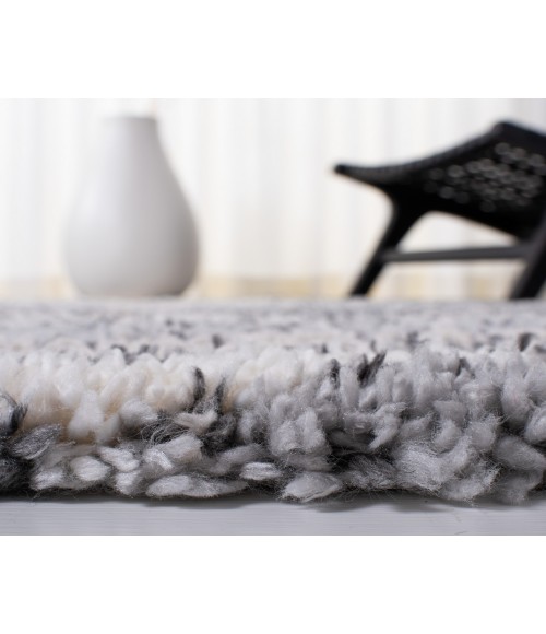 Safavieh Fontana Shag Grey / Ivory Rug FNT865 5 ft. 3 in. X 7 ft. 6 in. Rectangle - Rugs Town Safavieh Fontana Shag Grey / Ivory FNT865 5 ft. 3 in. X 7 ft. 6 in. Rectangle Rug