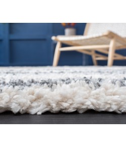 Safavieh Fontana Shag  Grey / Ivory FNT890 4 ft. X 4 ft. Round Rug
