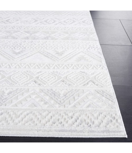 Safavieh Hanna Ivory / Light Grey HAN100 6 ft. 7 in. X 6 ft. 7 in. Round Rug